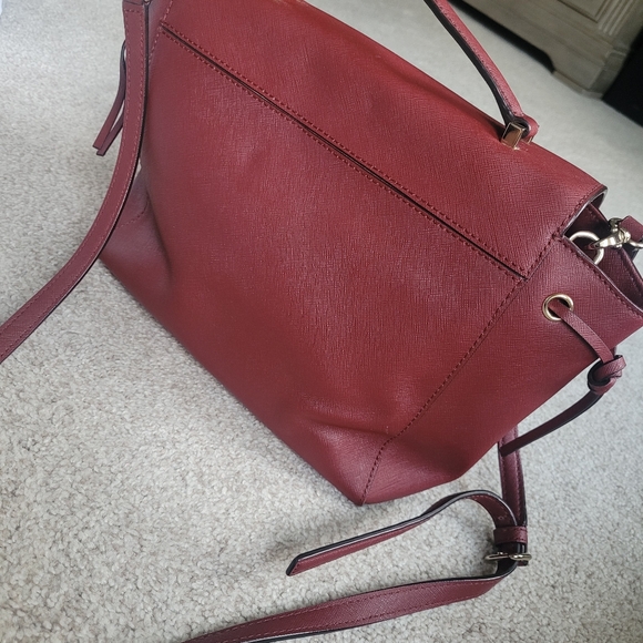 Perfect fall crossbody Kate Spade bag - Picture 3 of 5